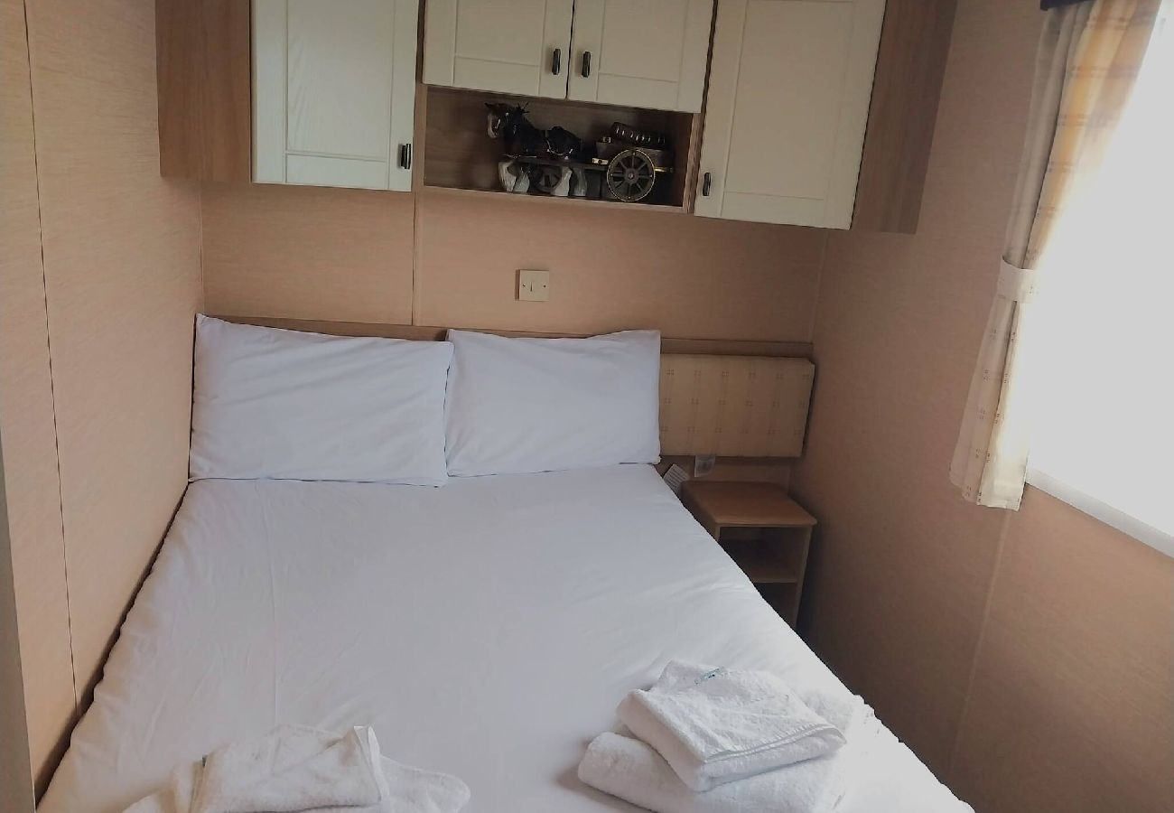 Mobile home in Winchelsea Beach - White Haven - with 2 double rooms 