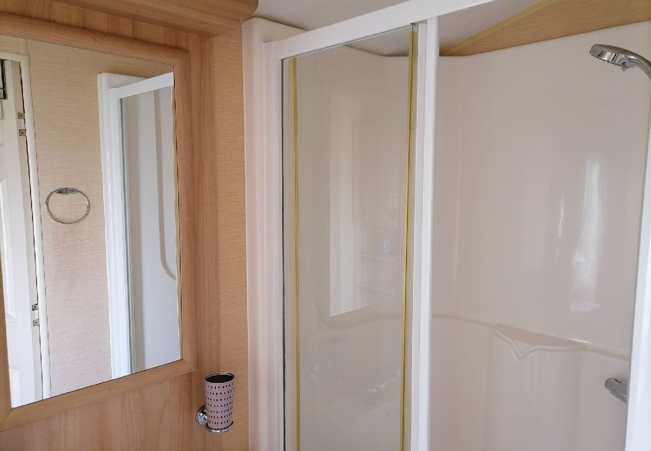 Mobile home in Winchelsea Beach - White Haven - with 2 double rooms 