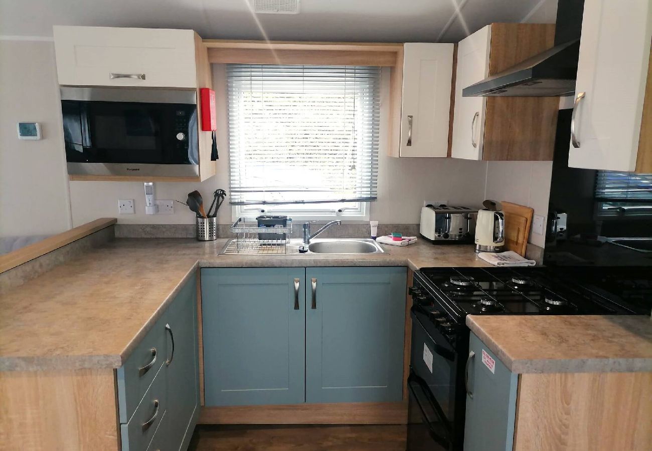 Mobile home in Hastings - Rhodown - sun on the terrace all round 