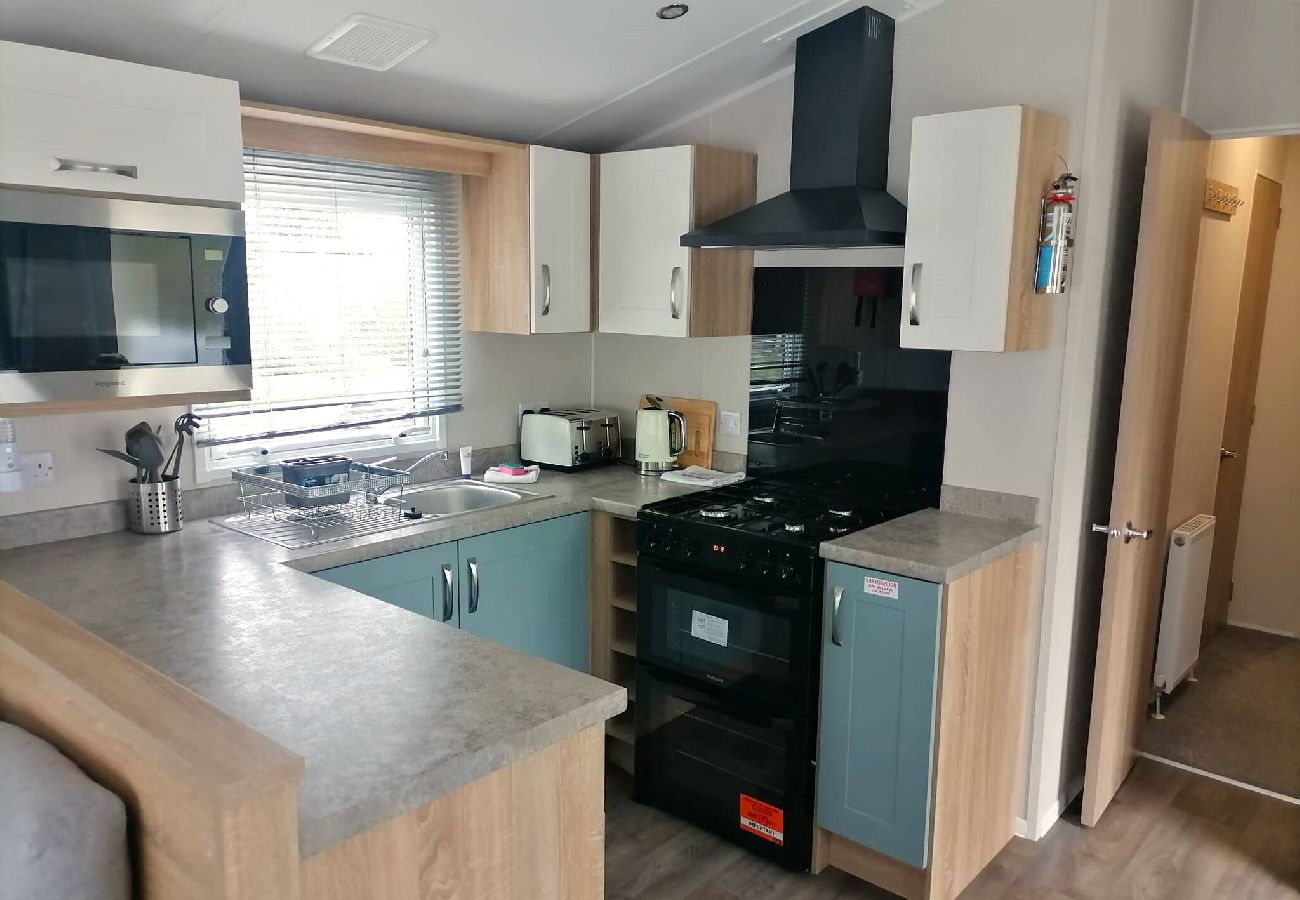 Mobile home in Hastings - Rhodown - sun on the terrace all round 