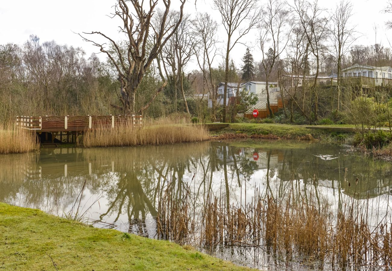 Mobile home in Hastings - Ashland - 2 bedrooms with decking sleeps 4