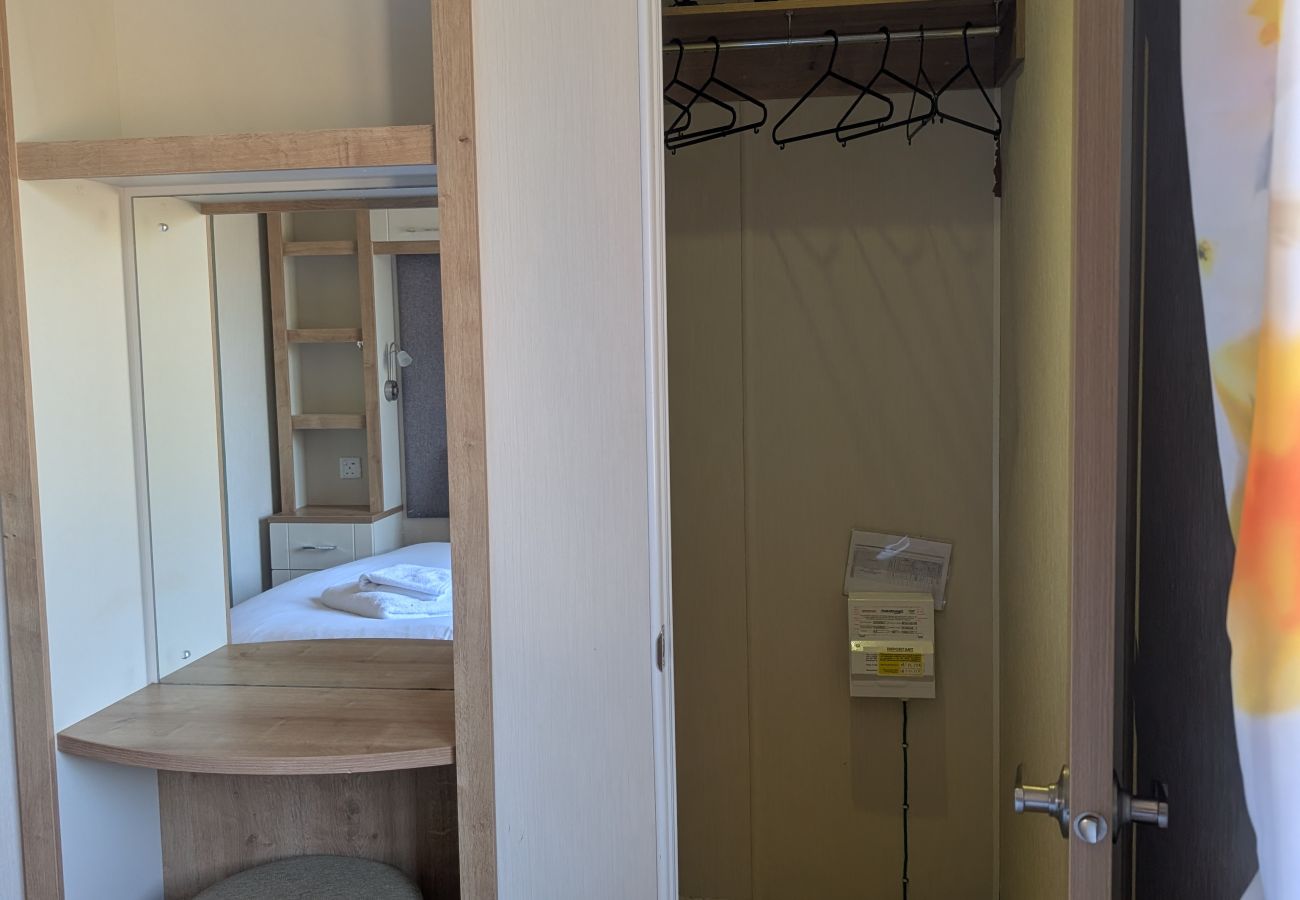 Mobile home in Hastings - Monument - 2 bedrooms sleeps 4