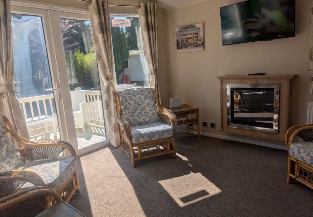 Mobile home in Hastings - Monument - 2 bedrooms sleeps 4