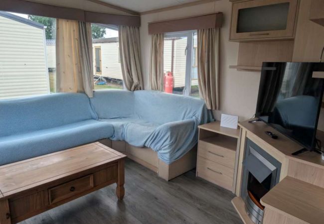 Mobile home in Dymchurch - Seaside Adventure - 2 bedrooms sleeps 6